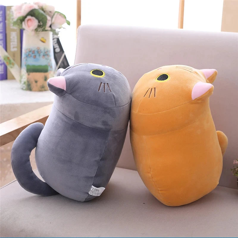 Travesseiro de pelúcia de gato fofo