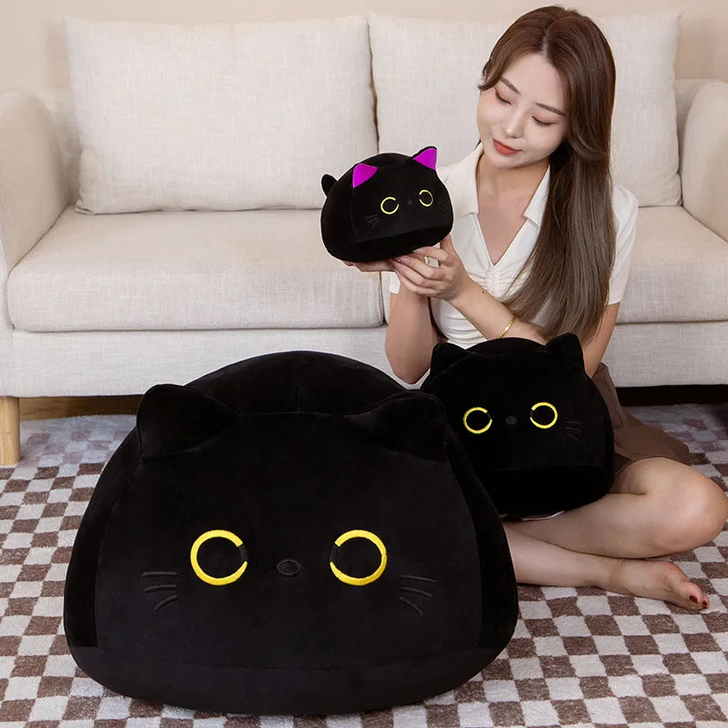 Pelúcia fofinho de gato preto